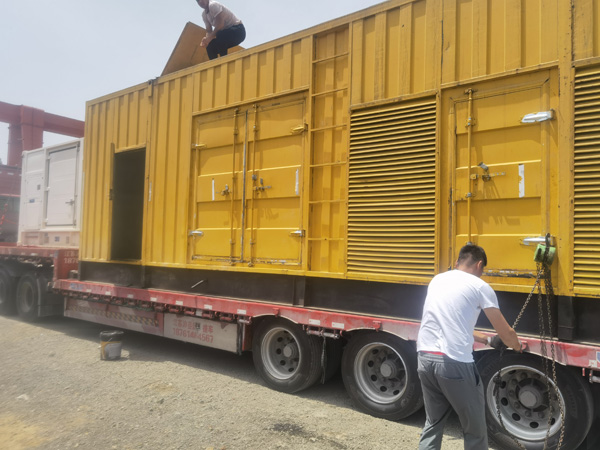 大石桥除了负载情况和发动机维护,还有哪些因素会影响 200kw 柴油发电机的油耗?
